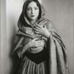 Anaïs Nin in Wrap
