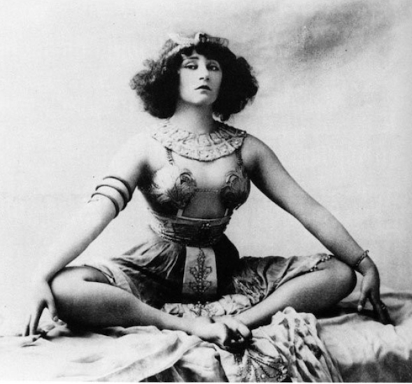Colette - 1907, in her dance hall days