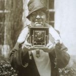 jessie Tarbox Beals outside the White House